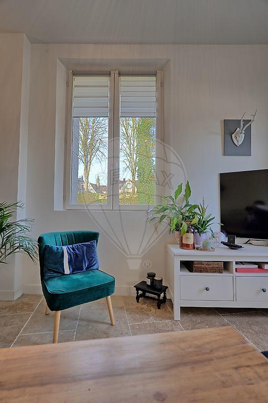 Propriété - 270 m² - 10 pièces