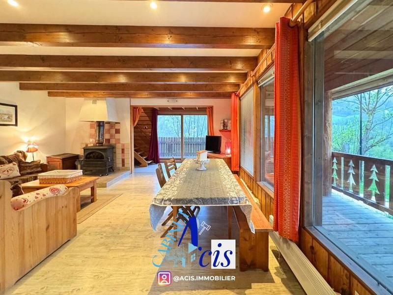 Maison - 105 m² - 6 pièces