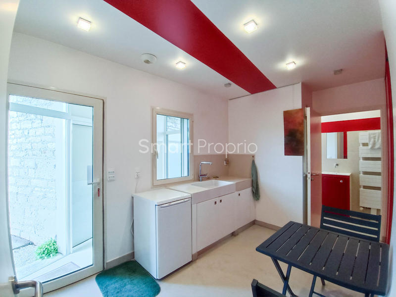 Propriété - 267 m² - 12 pièces