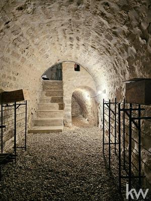 Maison - 278 m² - 11 pièces