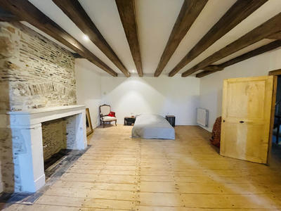 Maison - 231 m² - 8 pièces