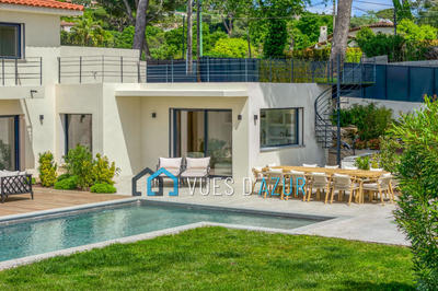 Villa - 248 m² - 5 pièces