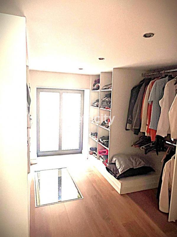 Loft - 123 m² - 2 pièces