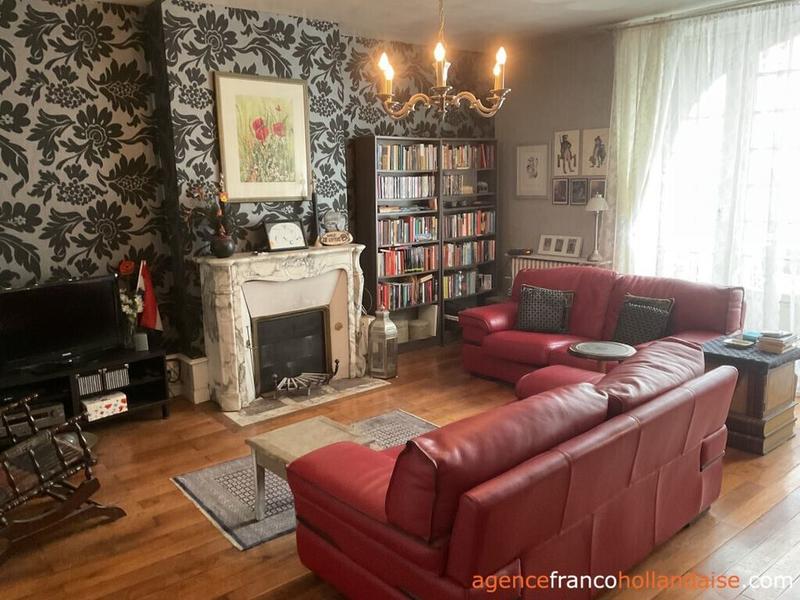 Maison chambre d'hôtes - 285 m² - 8 pièces