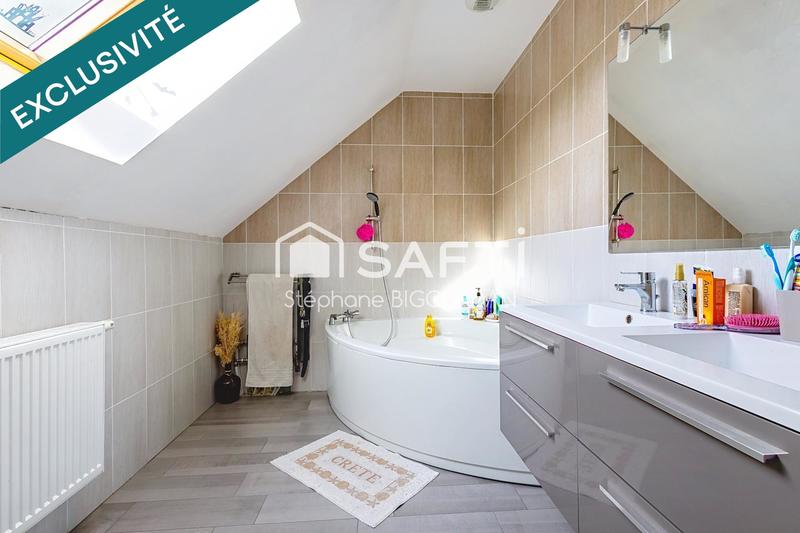 Maison - 135 m² - 6 pièces