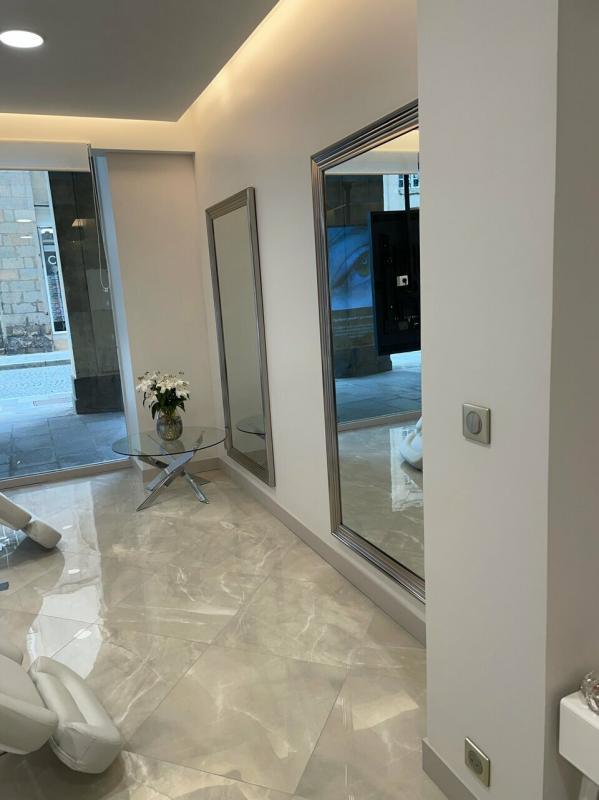 Fonds de commerce - Local commercial - 60 m²