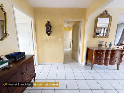 Appartement - 87 m² - 4 pièces