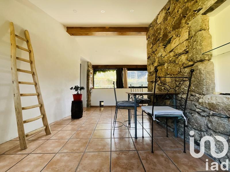 Maison de village - 110 m² - 6 pièces