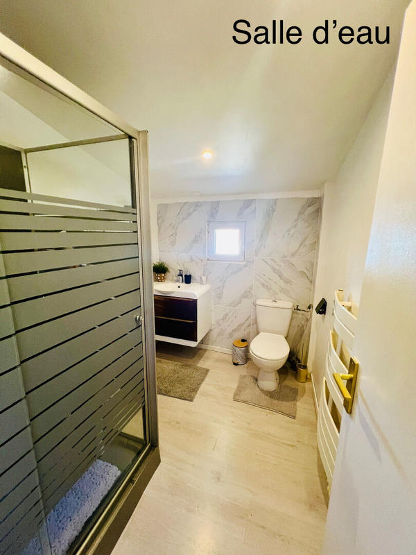 Maison - 193 m² - 9 pièces