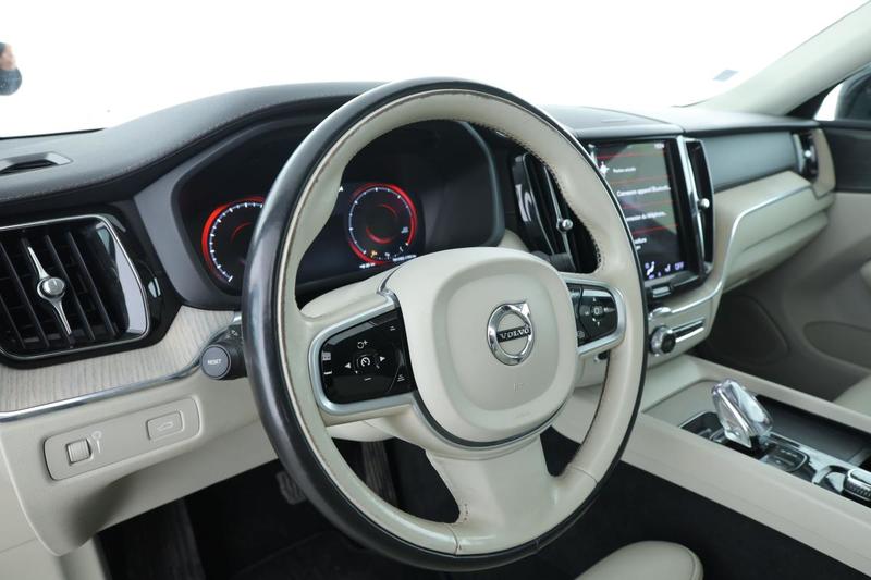 Volvo Xc60 2.0 B4 Awd Inscription Luxe Geartronic 8 197 ch
