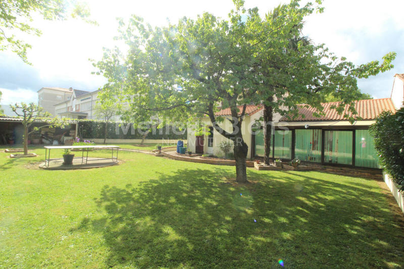 Maison - 169 m² - 6 pièces