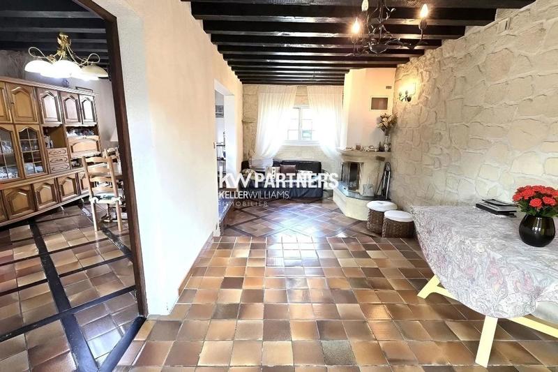 Maison - 268 m² - 7 pièces