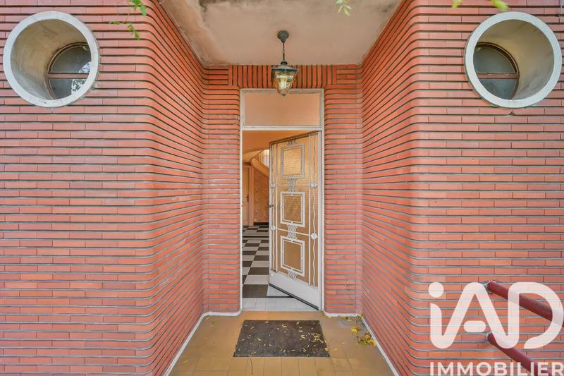 Maison - 180 m² - 7 pièces