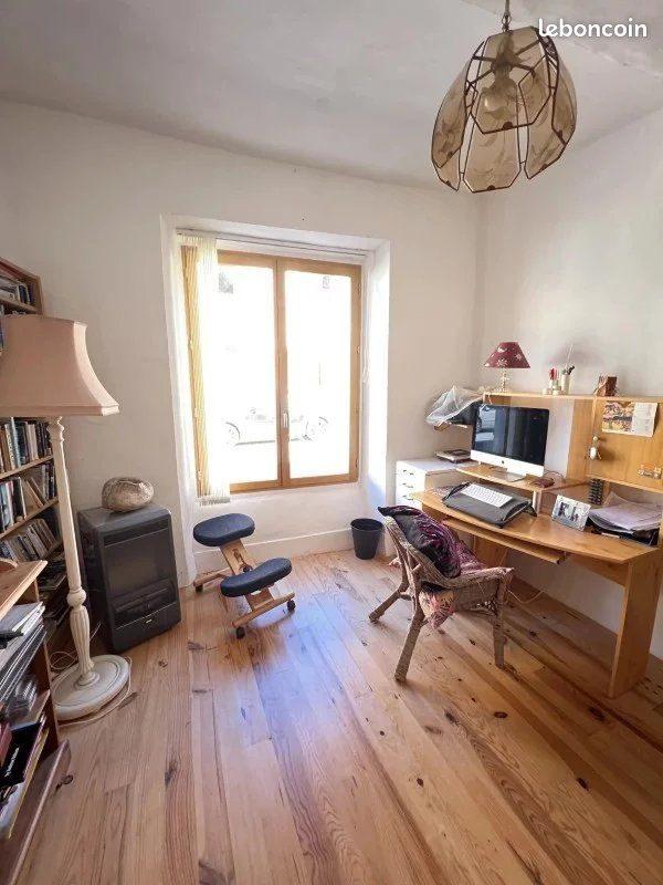 Maison ancienne - 145 m² - 7 pièces