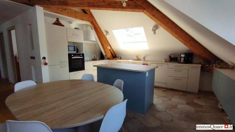 Appartement - 92 m² - 5 pièces