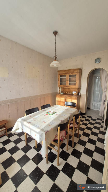 Maison - 90 m² - 4 pièces