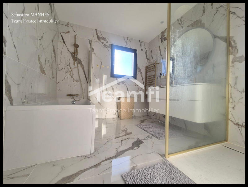 Maison - 138 m² - 5 pièces