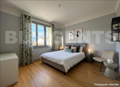 Maison - 151 m² - 5 pièces