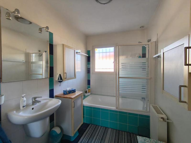 Maison - 187 m² - 7 pièces