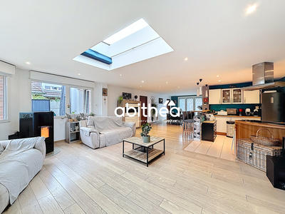 Maison - 135 m² - 5 pièces