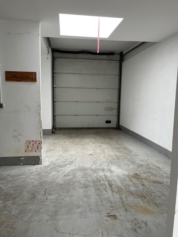 Local commercial - 97 m² - 3 pièces