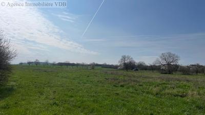 Terrain constructible - 660 m²