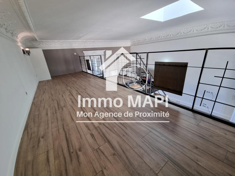 Appartement - 85 m² - 3 pièces