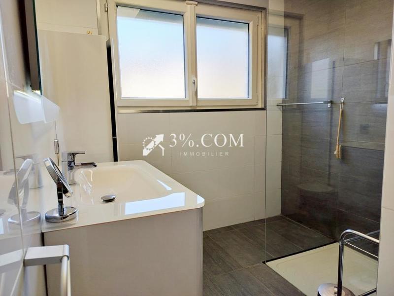 Villa - 137 m² - 7 pièces