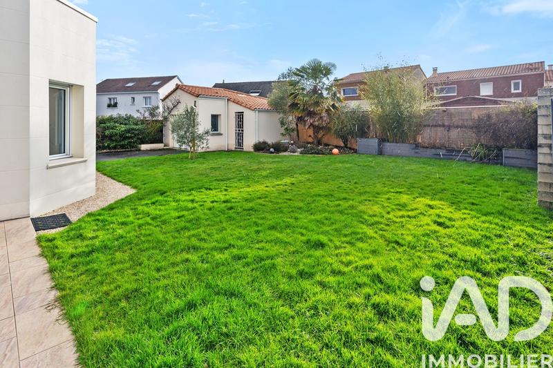 Maison - 193 m² - 7 pièces