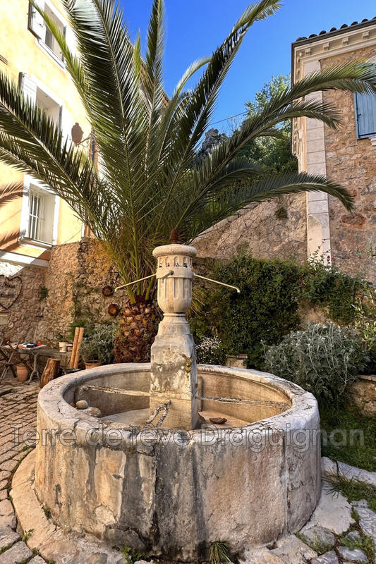 Maison de village - 207 m² - 6 pièces