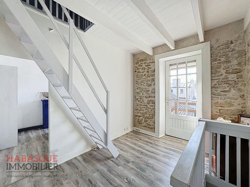 Maison - 95 m² - 6 pièces