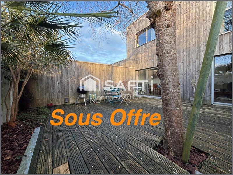 Maison - 102 m² - 5 pièces