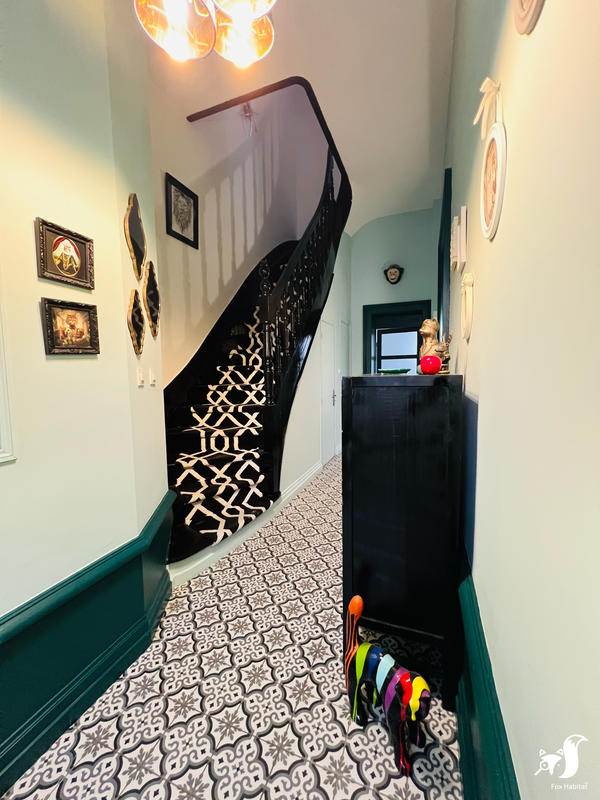 Maison - 218 m² - 8 pièces