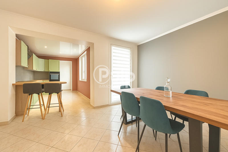 Maison - 125 m² - 7 pièces