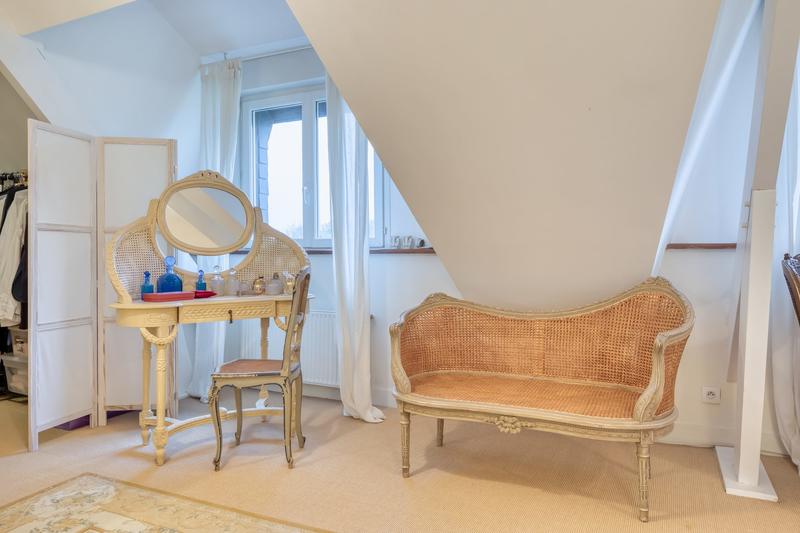 Maison - 200 m² - 7 pièces