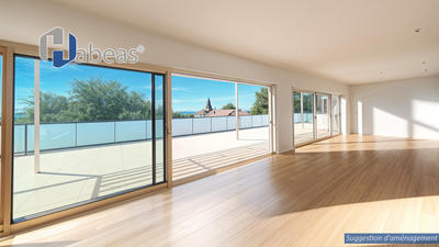 Appartement - 94 m² - 4 pièces