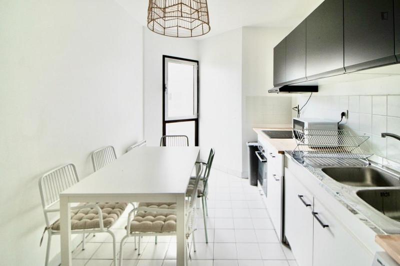 Chambre - 10 m² - 5 pièces