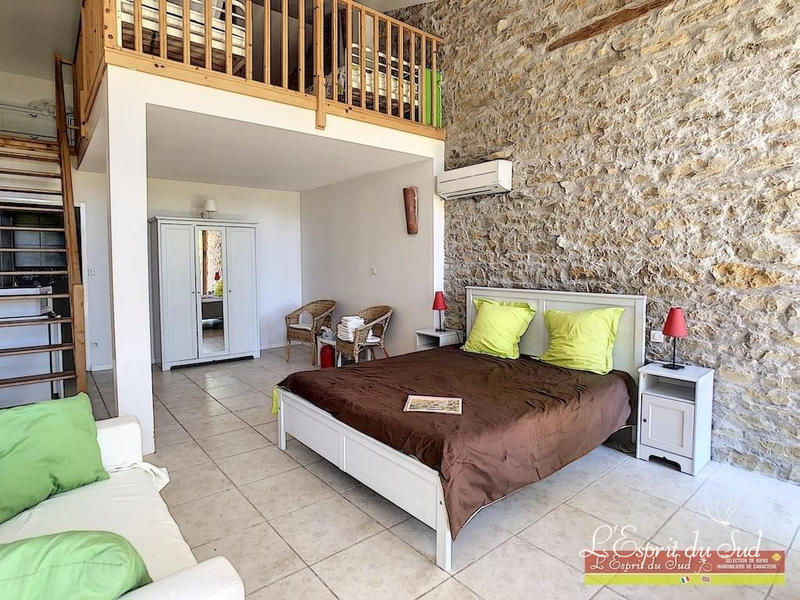 Maison - 280 m² - 4 pièces