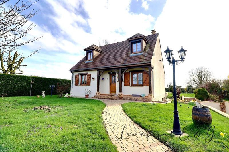 Maison - 100 m² - 6 pièces