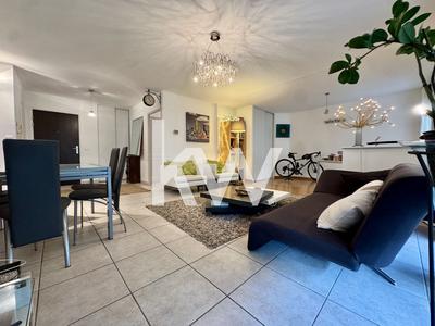 Appartement - 86 m² - 2 pièces