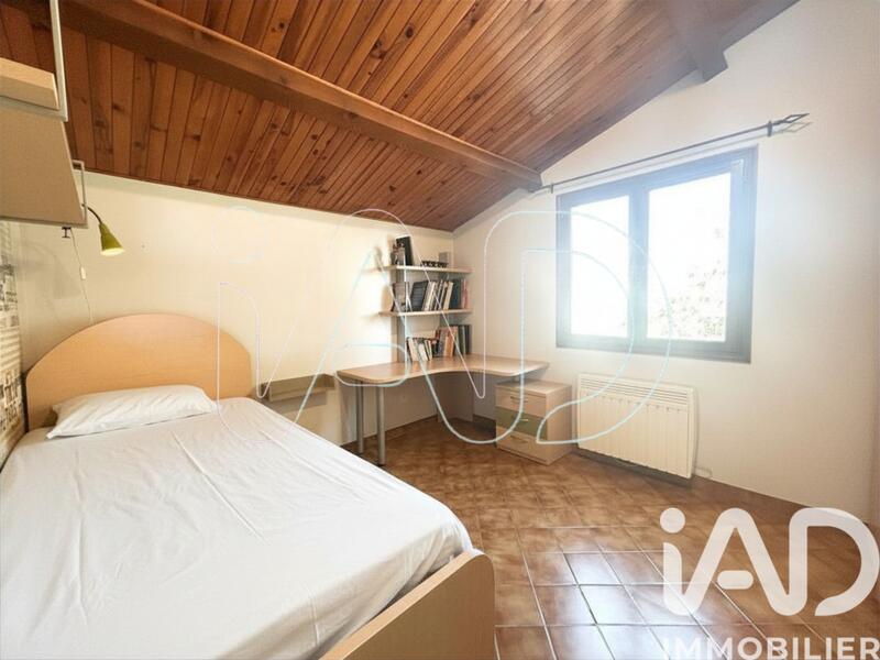 Maison - 190 m² - 8 pièces