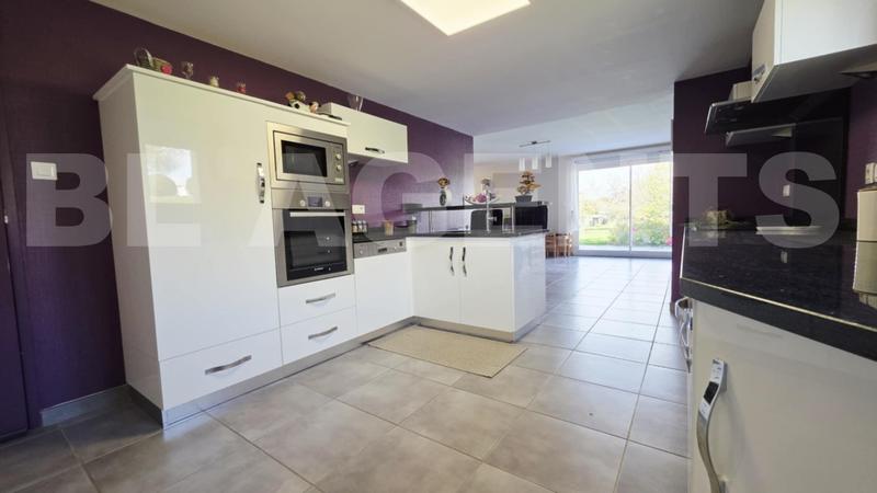 Maison - 150 m² - 6 pièces