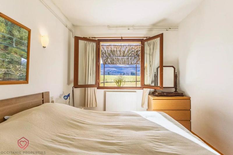 Maison - 166 m² - 7 pièces