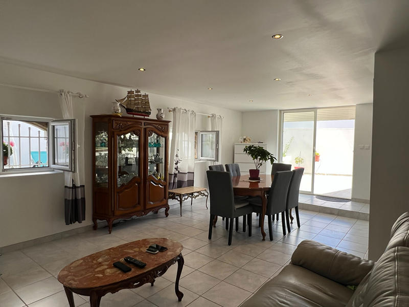 Appartement - 79 m² - 2 pièces