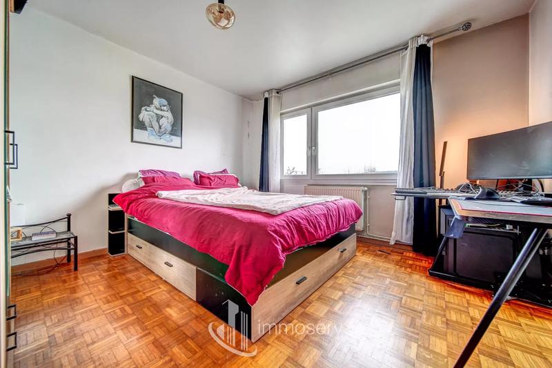 Maison - 80 m² - 5 pièces