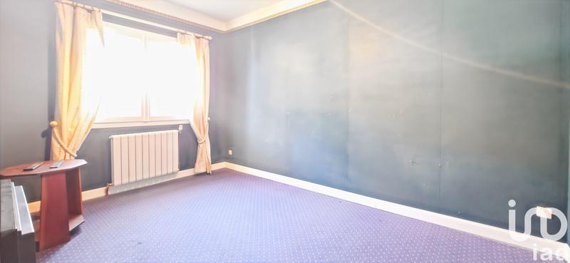 Maison - 185 m² - 7 pièces