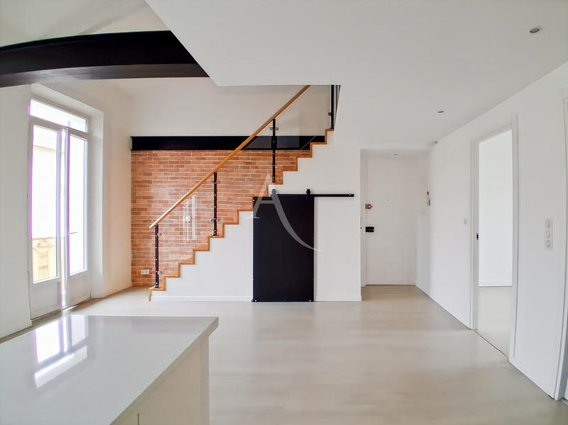 Appartement - 80 m² - 3 pièces