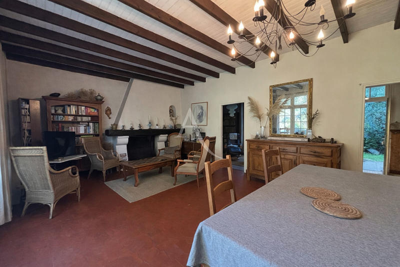 Maison - 130 m² - 8 pièces