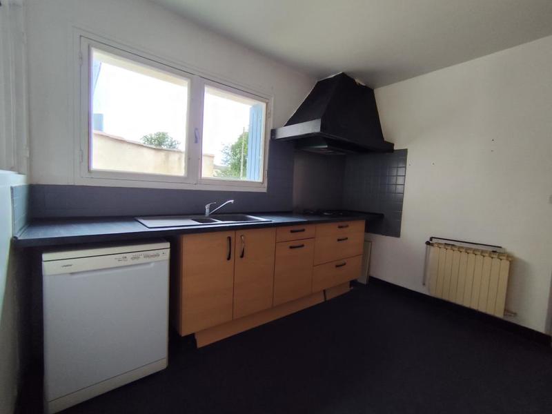 Maison - 180 m² - 8 pièces