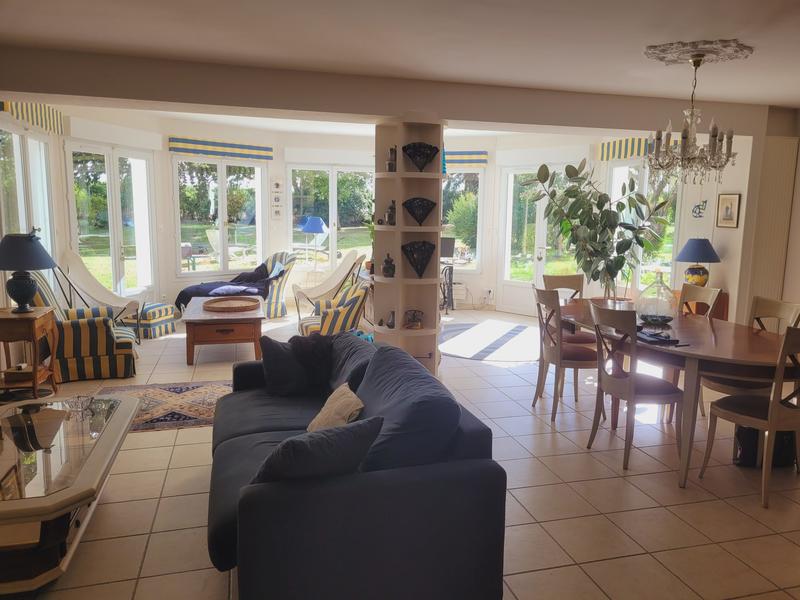 Maison traditionnelle - 200 m² - 7 pièces